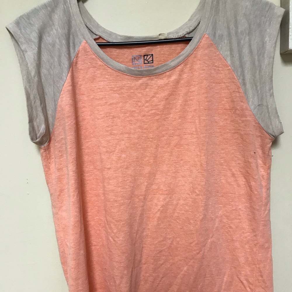 Short sleeve shirt